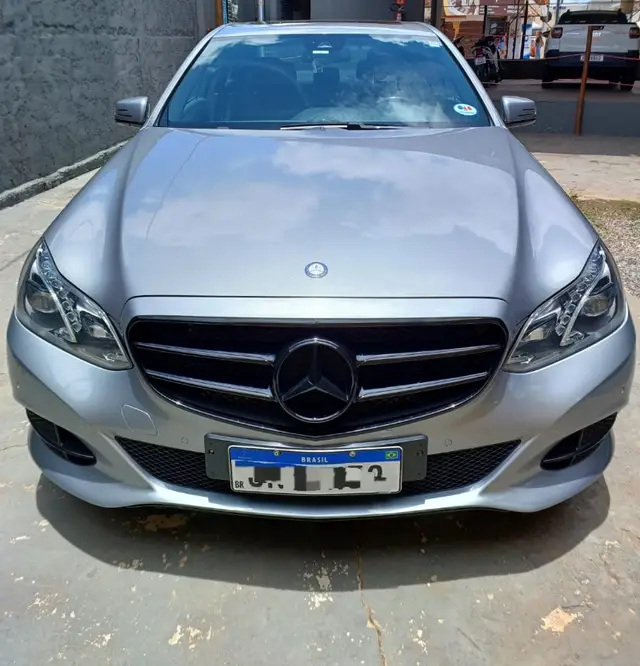 Carro Mercedes-Benz Classe E 2014 E 250 Avantgarde 2.0 CGI Turbo