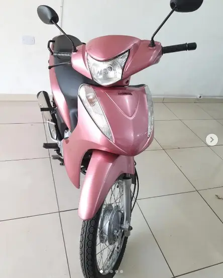 Honda Biz 125i ES