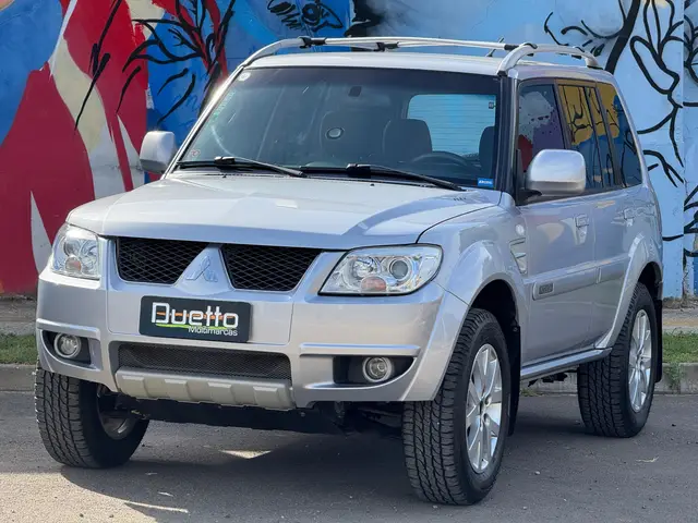 Carro Mitsubishi Pajero TR4 2011 2.0 16V (Flex)
