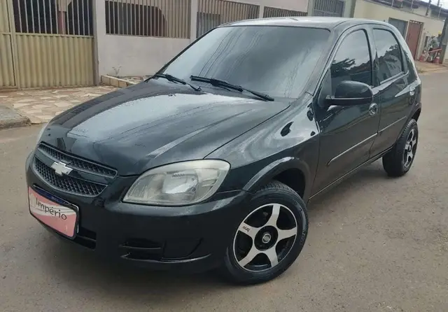 Carro Chevrolet Celta 2013 LT 1.0 (Flex)