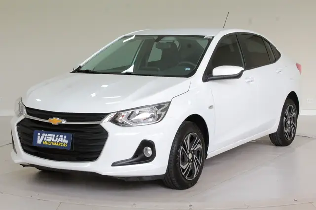 Carro Chevrolet Onix Plus 2024 LT 1.0 Turbo