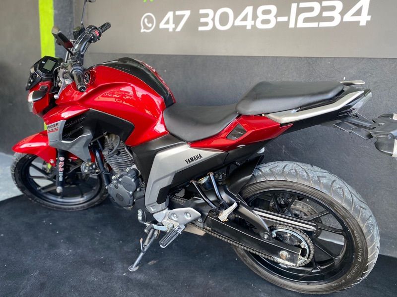 Yamaha Fazer 250