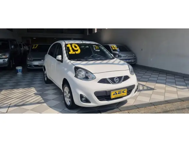 Carro Nissan March 2019 1.6 16V SV (Flex)