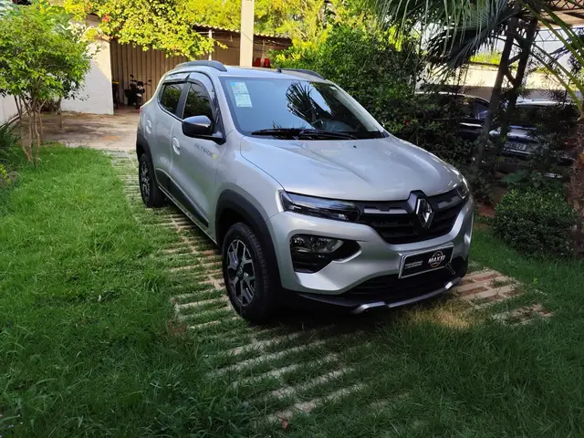 Carro Renault Kwid 2023 Outsider 1.0 12v SCe (Flex)