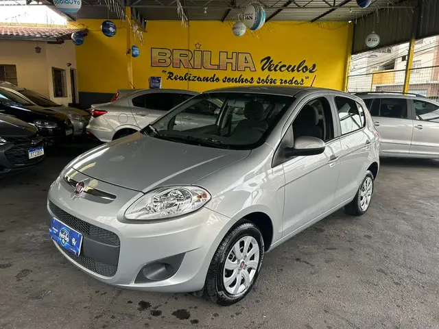 Carro Fiat Palio 2015 Attractive 1.0 Evo (Flex)