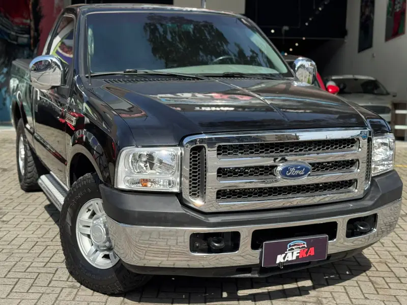 Ford F-250 XL 4x2 3.9 (Cab Simples)