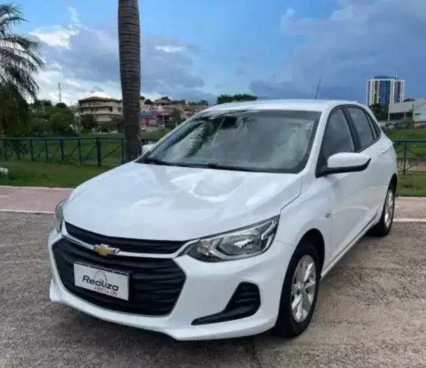 Carro Chevrolet Onix 2023 LT 1.0