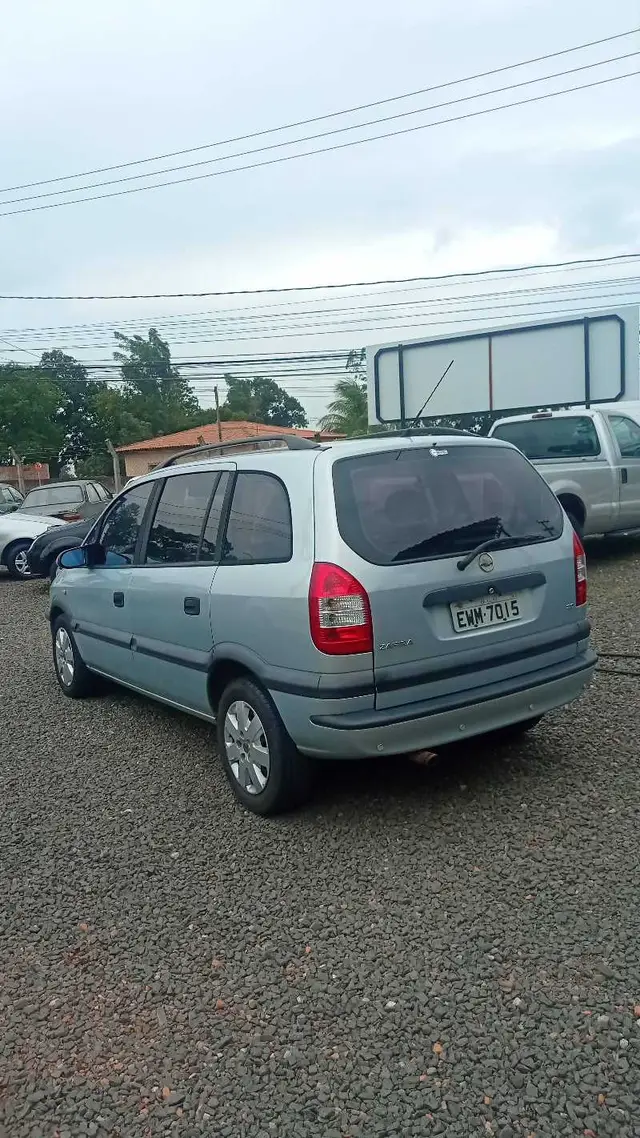 Carro Chevrolet Zafira 2012 Expression 2.0 (Flex) (Aut)