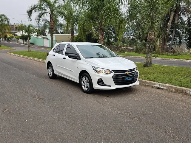 Carro Chevrolet Onix 2022 1.0 (Flex)