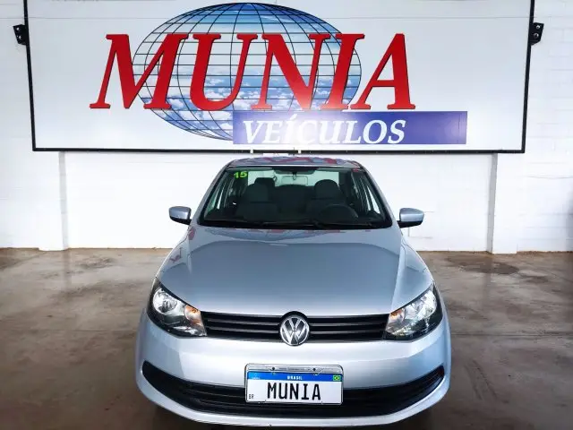 Carro Volkswagen Voyage 2015 1.6 VHT (Flex)