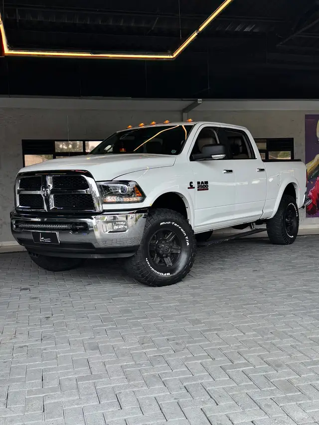 Carro RAM 2500 2012 2500 LARAMIE 6.7 TDI CD 4x4 Diesel