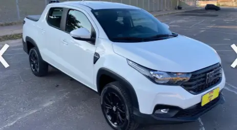 Fiat Strada Freedom 1.3 CS Plus (Flex)