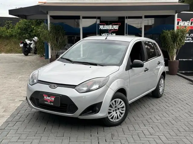 Carro Ford Fiesta Hatch 2013 Rocam 1.0 (Flex)