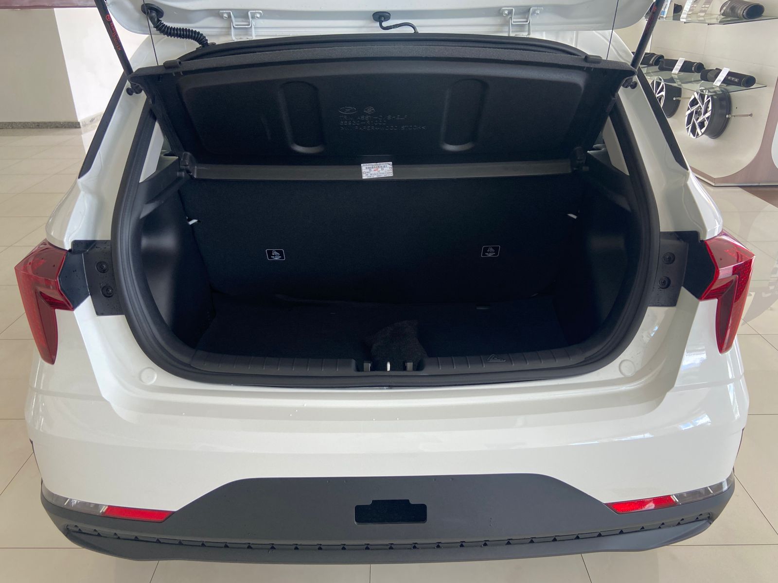 Hyundai-HB20-Comfort Plus 1.0 (Mec.)