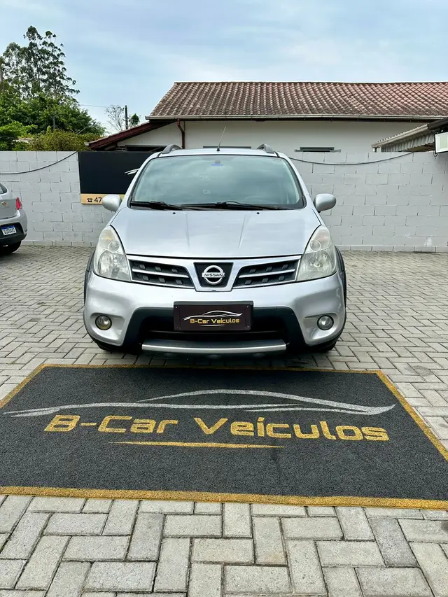 Carro Nissan Livina 2011 X-Gear SL 1.6 16V (flex)