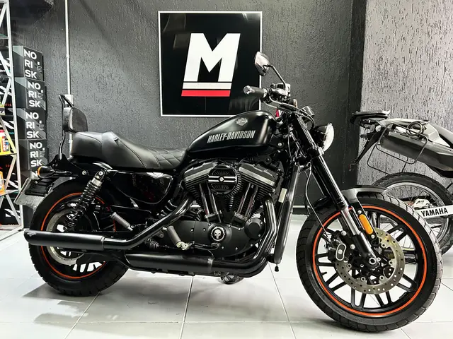 Carro Harley-Davidson Sportster 1200 2017 Roadster