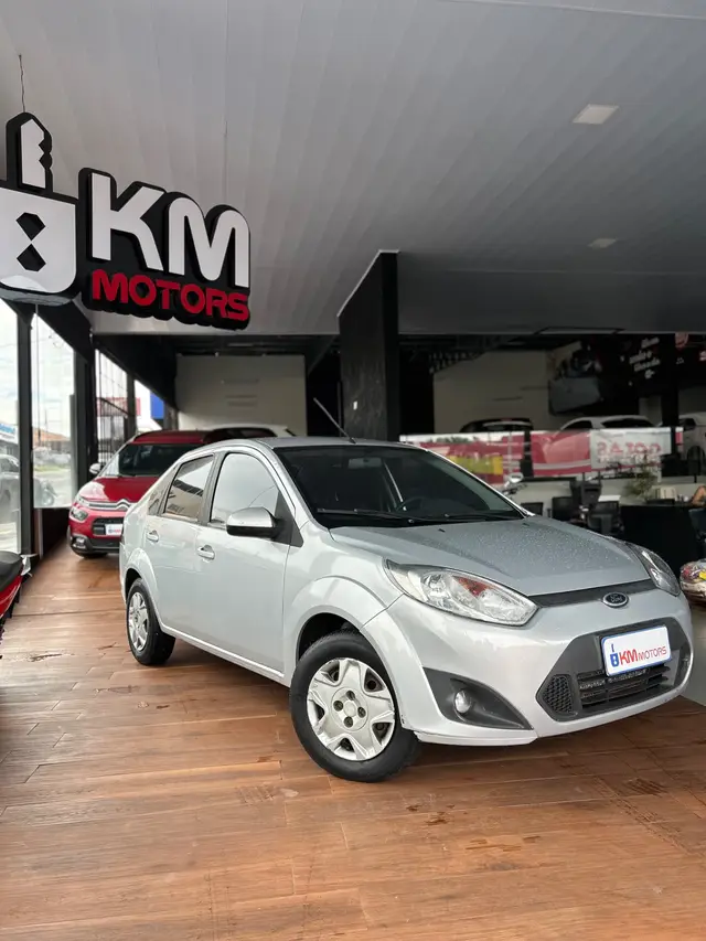 Carro Ford Fiesta Sedan 2013 Sed. 1.6 8V Flex 4p