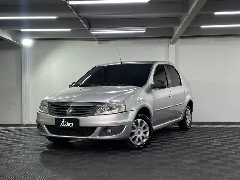 Renault Logan Expression 1.0 16V (flex)