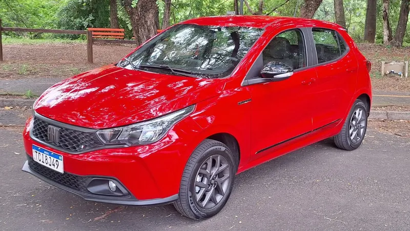 Fiat Argo Drive 1.3 2025: testamos o consumo do hatch na cidade e estrada