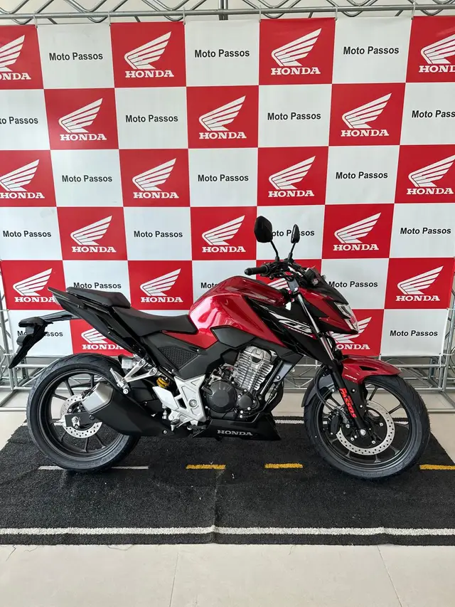 Moto Honda CB 300F Twister 2025 (ABS)
