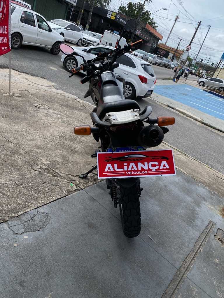 alt=