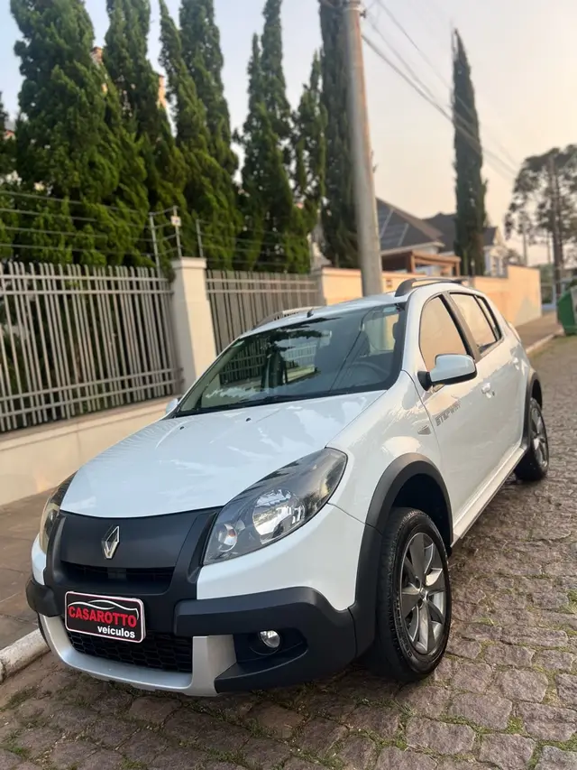 Carro Renault Sandero Stepway 2014 1.6 8V (flex)