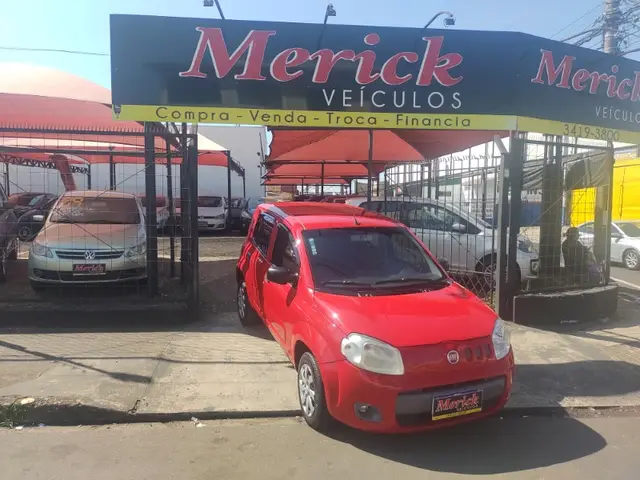 Carro Fiat Uno 2014 Vivace College 1.0 8V (Flex) 4p