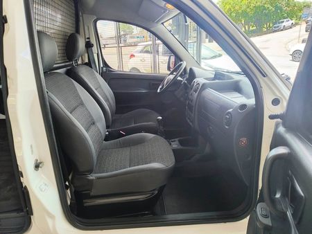 Partner Furgão 1.6 16V (Flex)