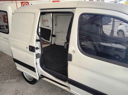 Partner Furgão 1.6 16V (Flex)