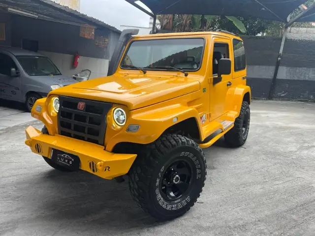 Carro Troller T4 2013 3.2