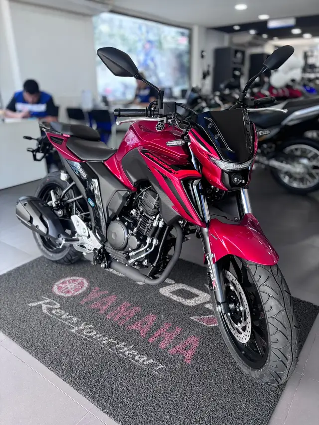Moto Yamaha Fazer FZ25 2025 Connected