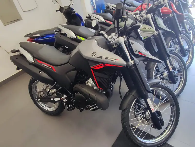Yamaha XTZ 250 Lander Connected