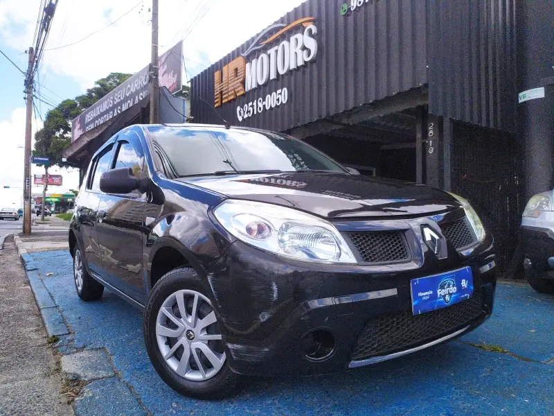 Renault Sandero Authentique 1.0