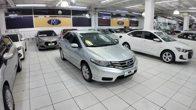 Carro Honda City 2013 LX 1.5 16V (flex)