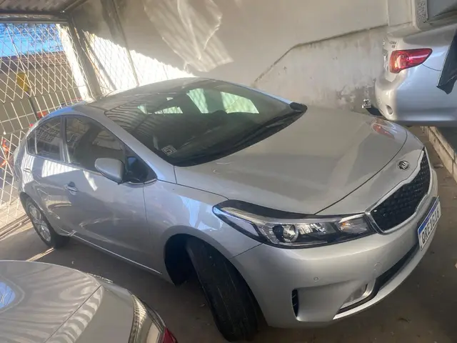 Carro Kia Cerato 2019 1.6 AT E.395