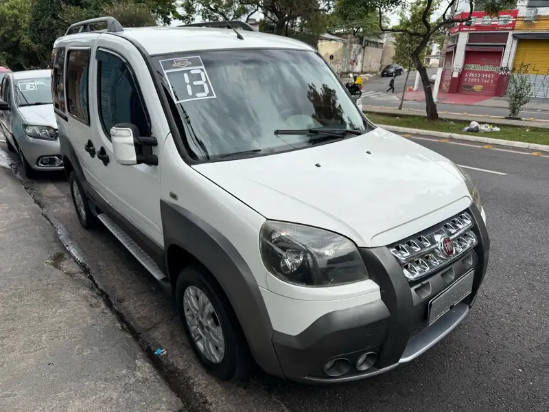 Fiat Doblò Adventure 1.8 16V (Flex)