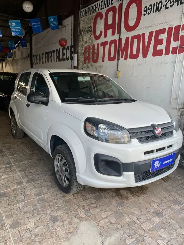 Carro Fiat Uno 2020 Attractive 1.0 8V (Flex) 4p