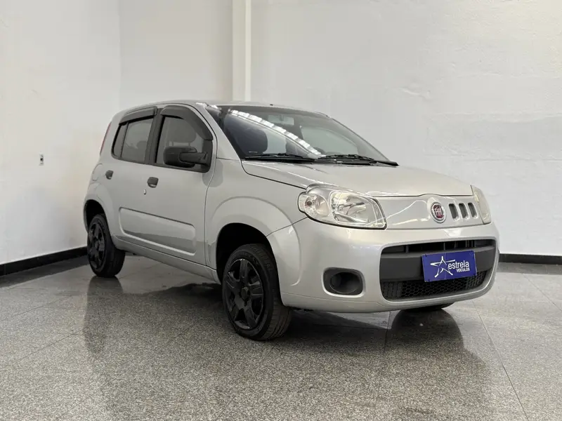 Fiat Uno Vivace 1.0 8V (Flex) 4p