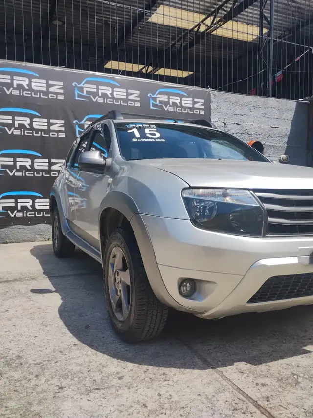 Carro Renault Duster 2015 2.0 16V Dynamique (Flex)