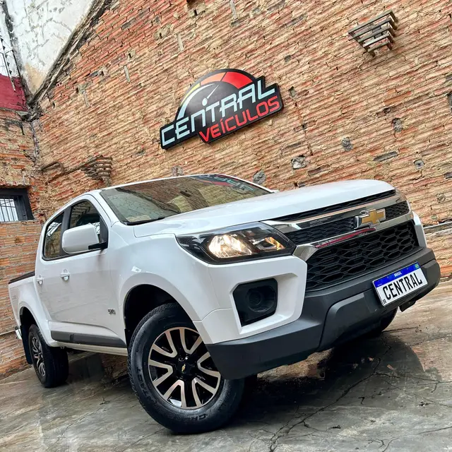 Carro Chevrolet S10 Cabine Simples 2021 S10 2.8 CTDi Chassi Cabine LS 4WD