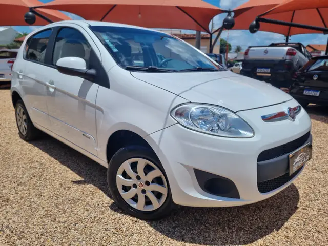 Carro Fiat Palio 2016 Attractive 1.0 Evo (Flex)