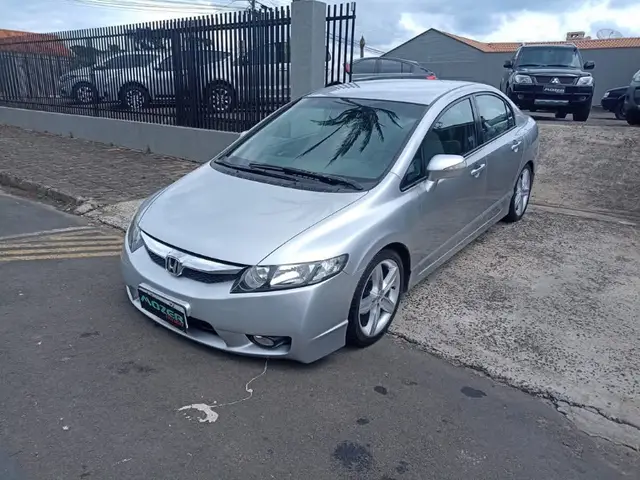 Carro Honda Civic 2011 New  LXL SE 1.8 i-VTEC (Flex)