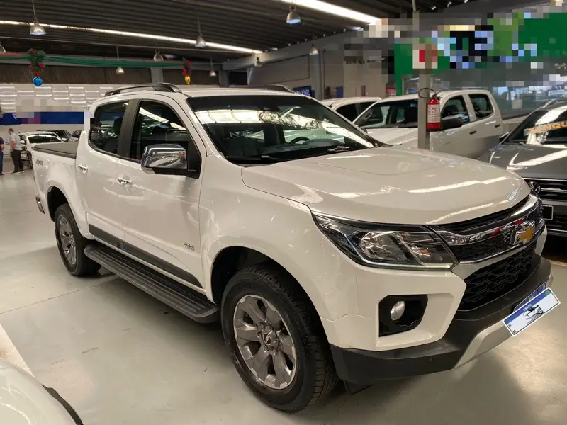 Chevrolet S10 Cabine Dupla LTZ 2.5