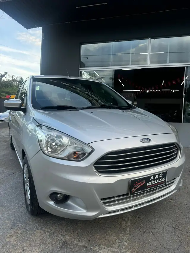 Carro Ford Ka Sedan 2017 SE 1.5 16v (Flex)