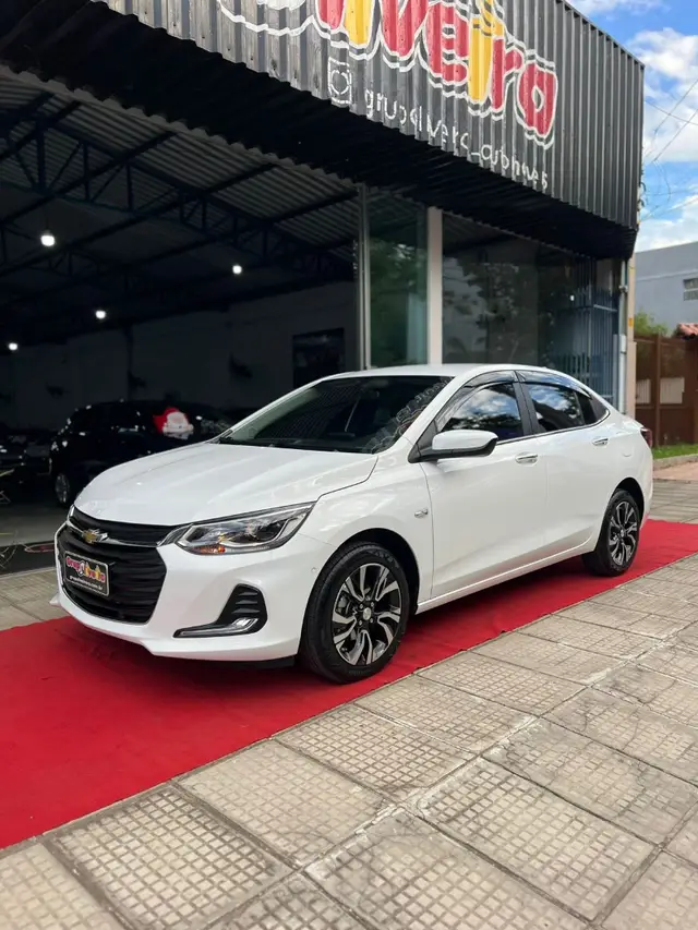 Carro Chevrolet Onix Plus 2024 Premier 1.0 Turbo (Aut.)