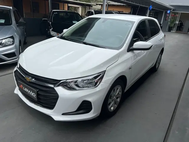 Carro Chevrolet Onix 2023 LT 1.0