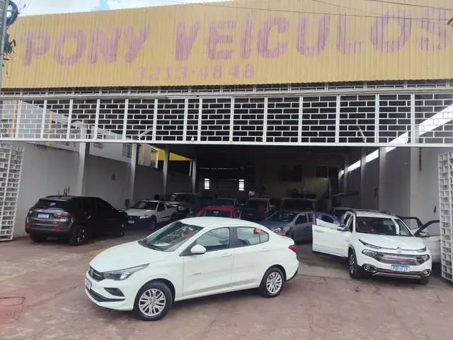 Carro Fiat Cronos 2022 Drive 1.3 S-Design (Flex)
