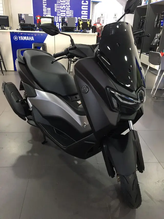 Carro Yamaha NMax 2025 Connected 160