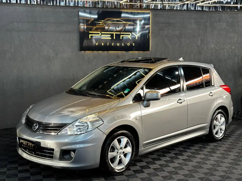 Nissan Tiida S 1.8