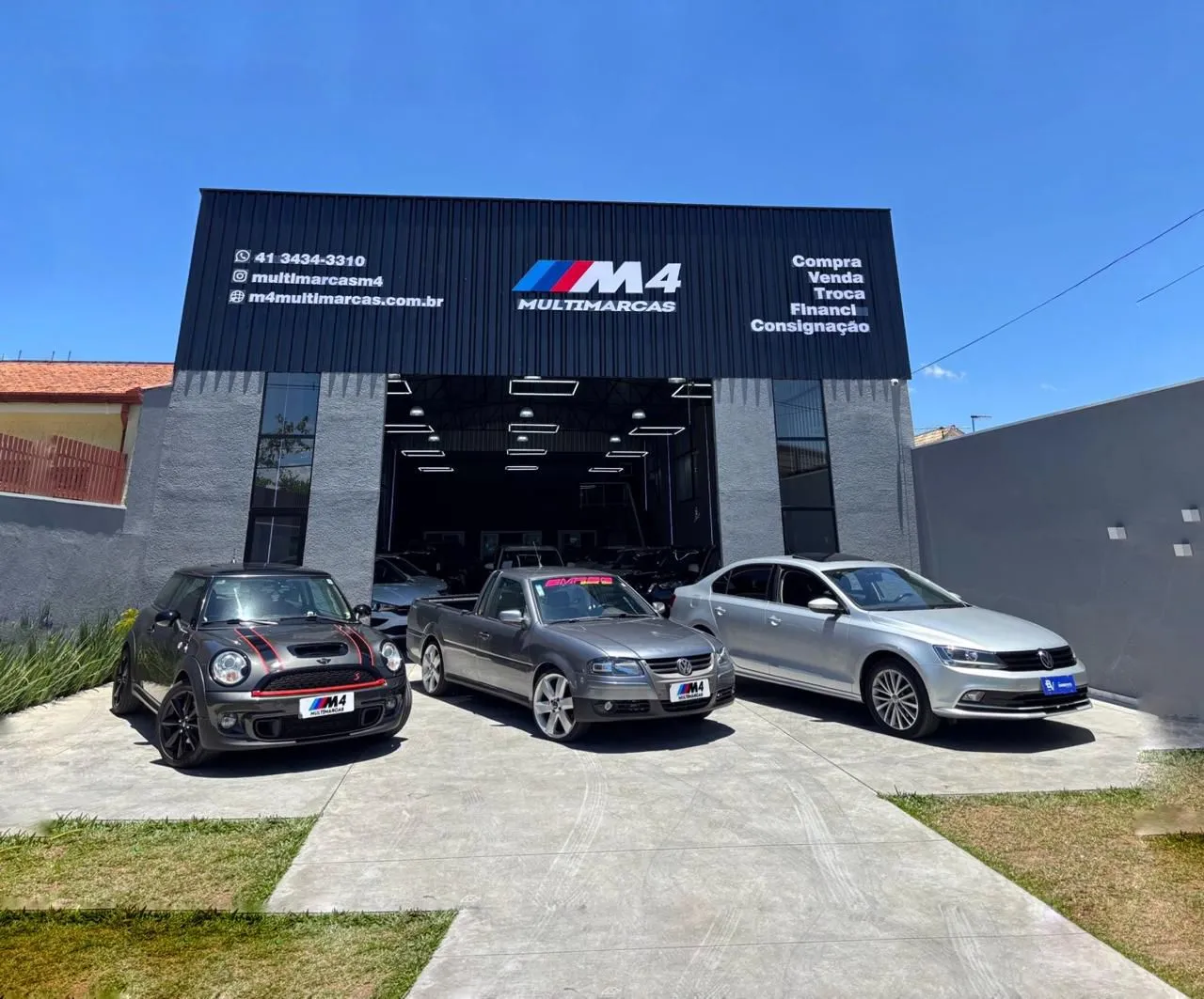 Fachada da loja M4 MULTIMARCAS - Curitiba - PR